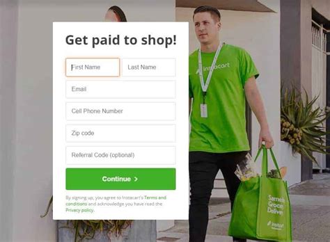 As independent contractors, full-service shoppers have the flexibility to work as little or as often as they want. This means that total earnings potential depends on the individual. In-store shopper in Canada In-store shoppers are Instacart employees who earn an hourly wage, detailed in the initial offer letter.